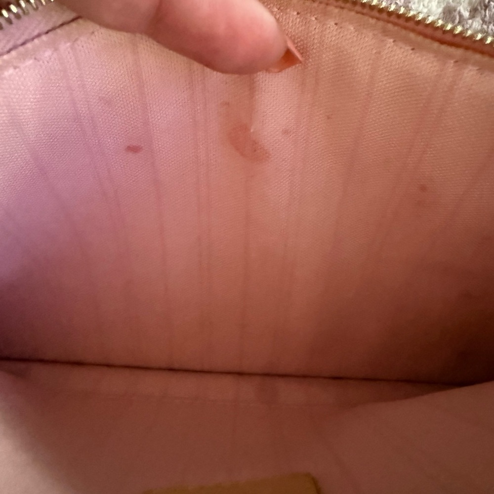 Louis Vuitton Damier Azur Check Wristlet Clutch in Cream, Gray and Pink Trim - Picture 4 of 6